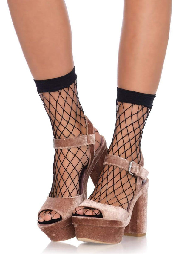 color_black | Leg Avenue Mara Diamond Net Ankle Socks